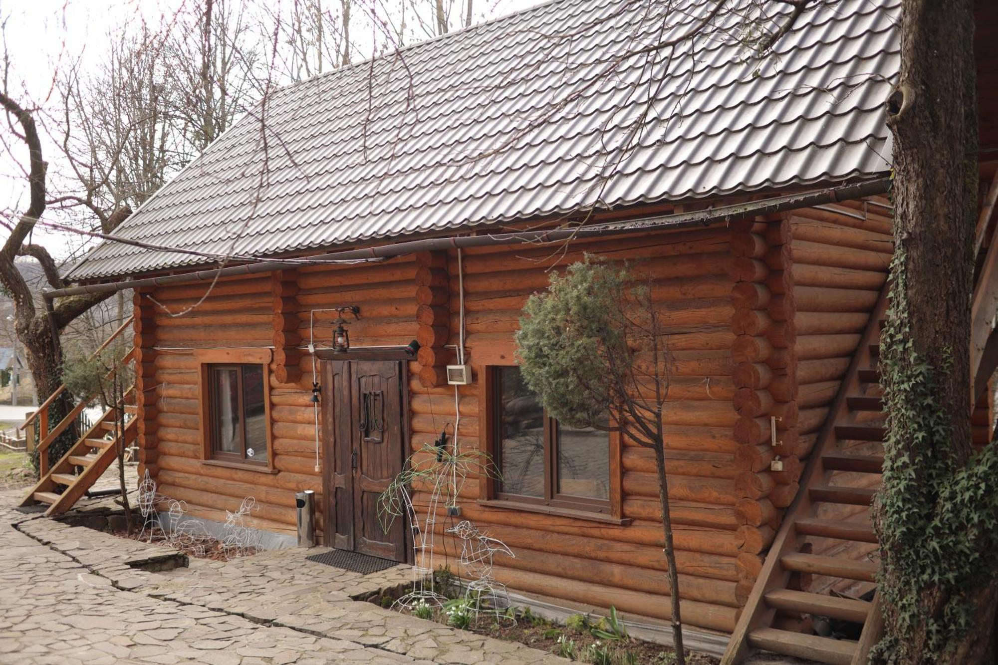 Приватна Садиба Дикий Мед Bed & Breakfast Ploskoye Exterior photo